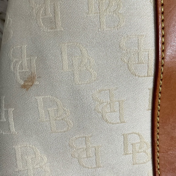 Dooney Bourke Beige Canvas Logo Embossed Tan Leather Trim Push Lock Shoulder Bag - Picture 8 of 11